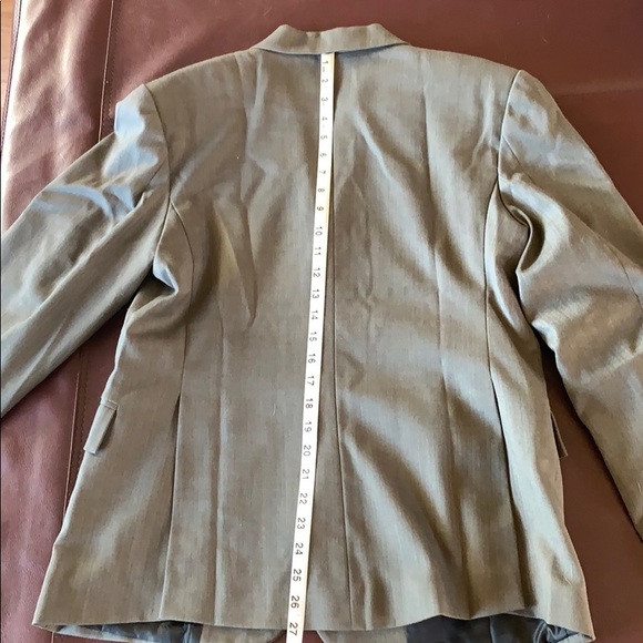 Equine Athletics Hunt Coat - Picture 5 of 8